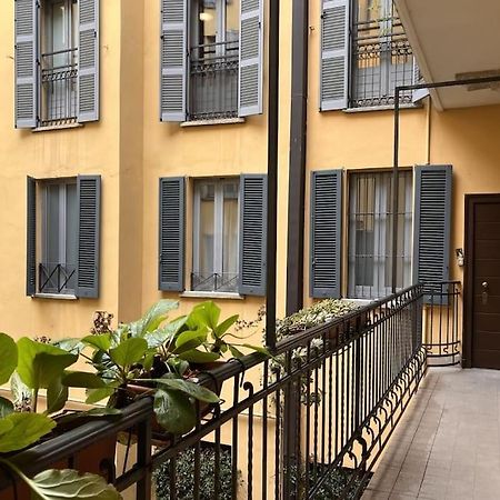 Youhosty - Ticinese Suite 1 ミラノ エクステリア 写真